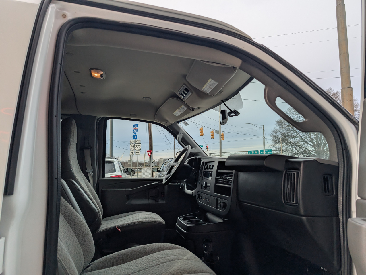 Chevrolet Express Passenger  2017