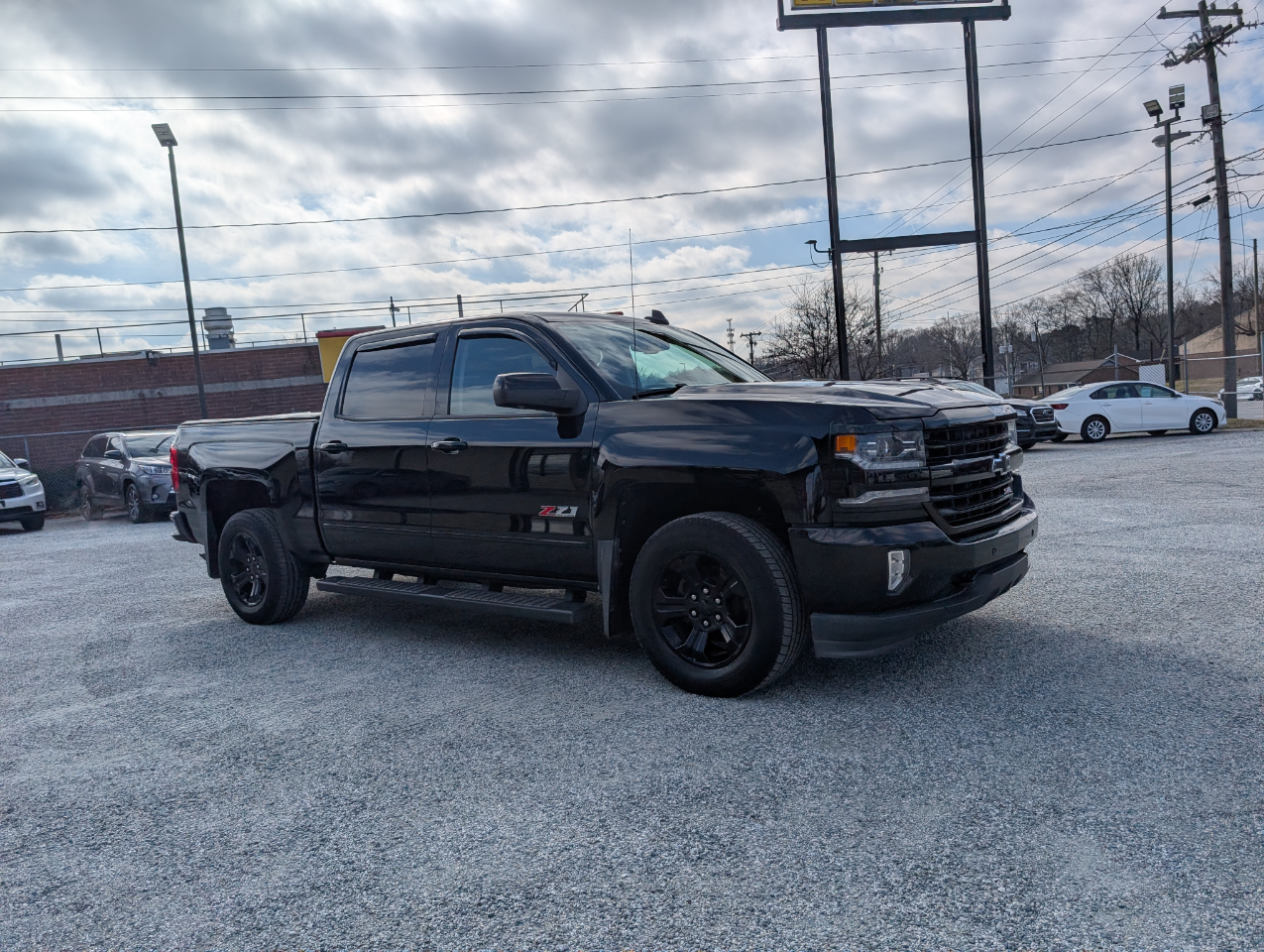 Chevrolet Silverado 1500 Z71 Crew Cab 4WD 2017