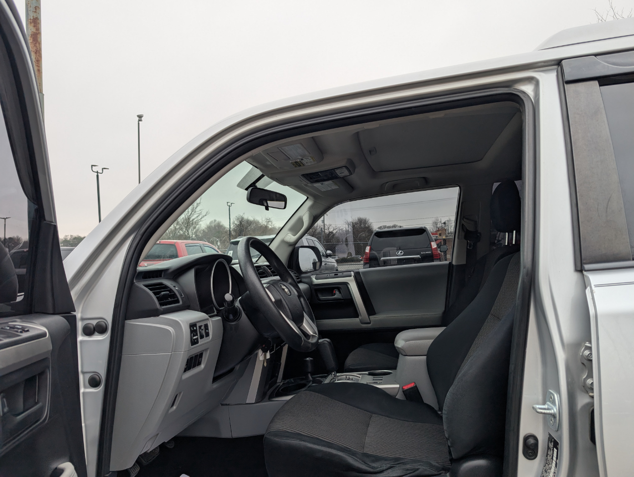 Toyota 4Runner SR5 4WD 2011