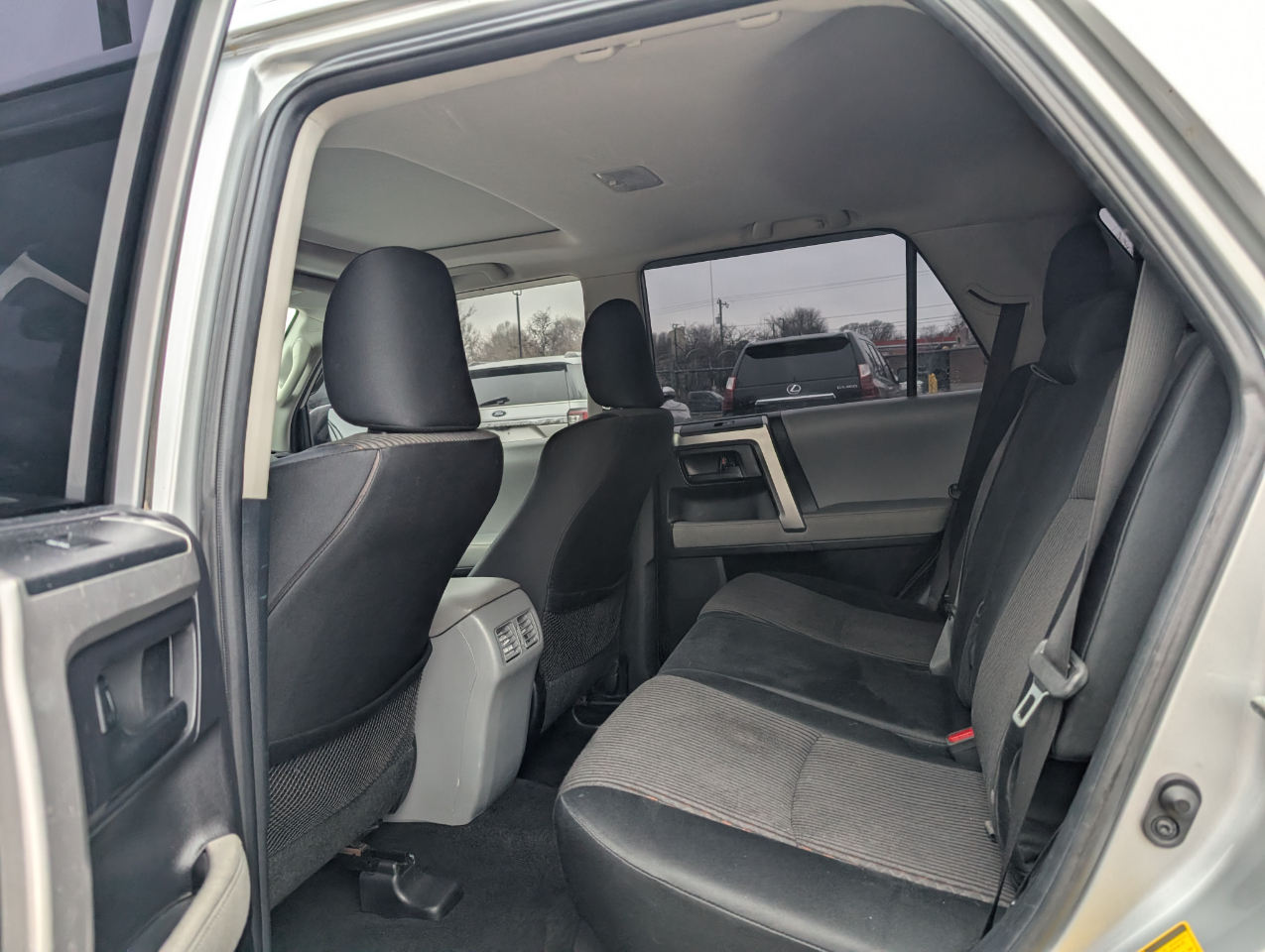 Toyota 4Runner SR5 4WD 2011