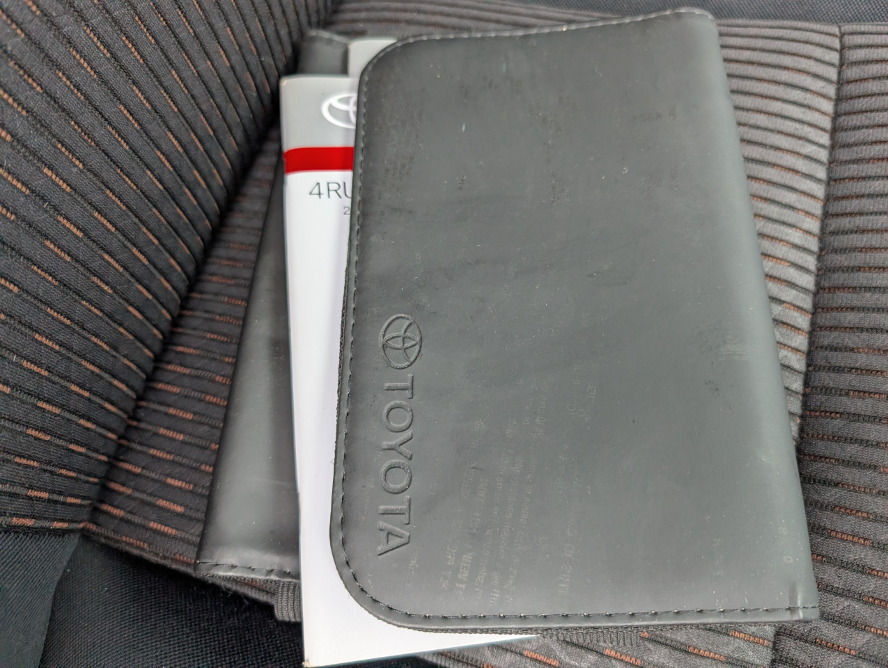 Toyota 4Runner SR5 4WD 2011