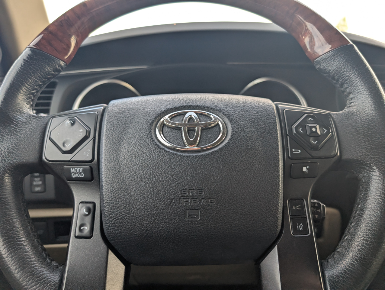 Toyota Sequoia Platinum 4WD 2018