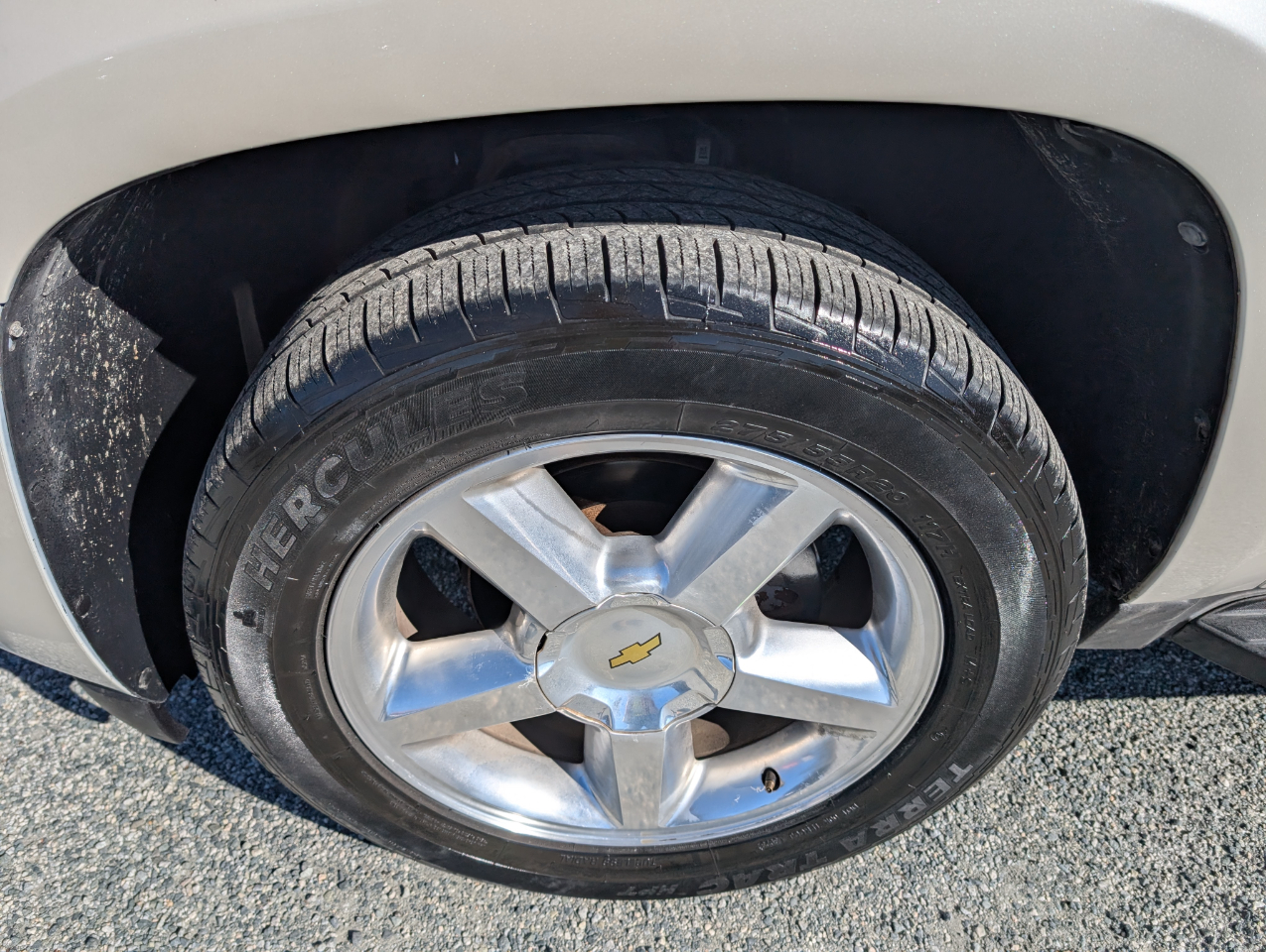 Chevrolet Suburban  2014