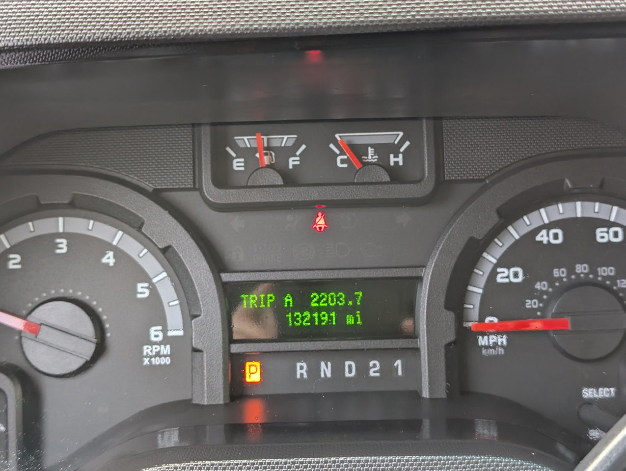 Ford Econoline E-350 XLT Super Duty 2011