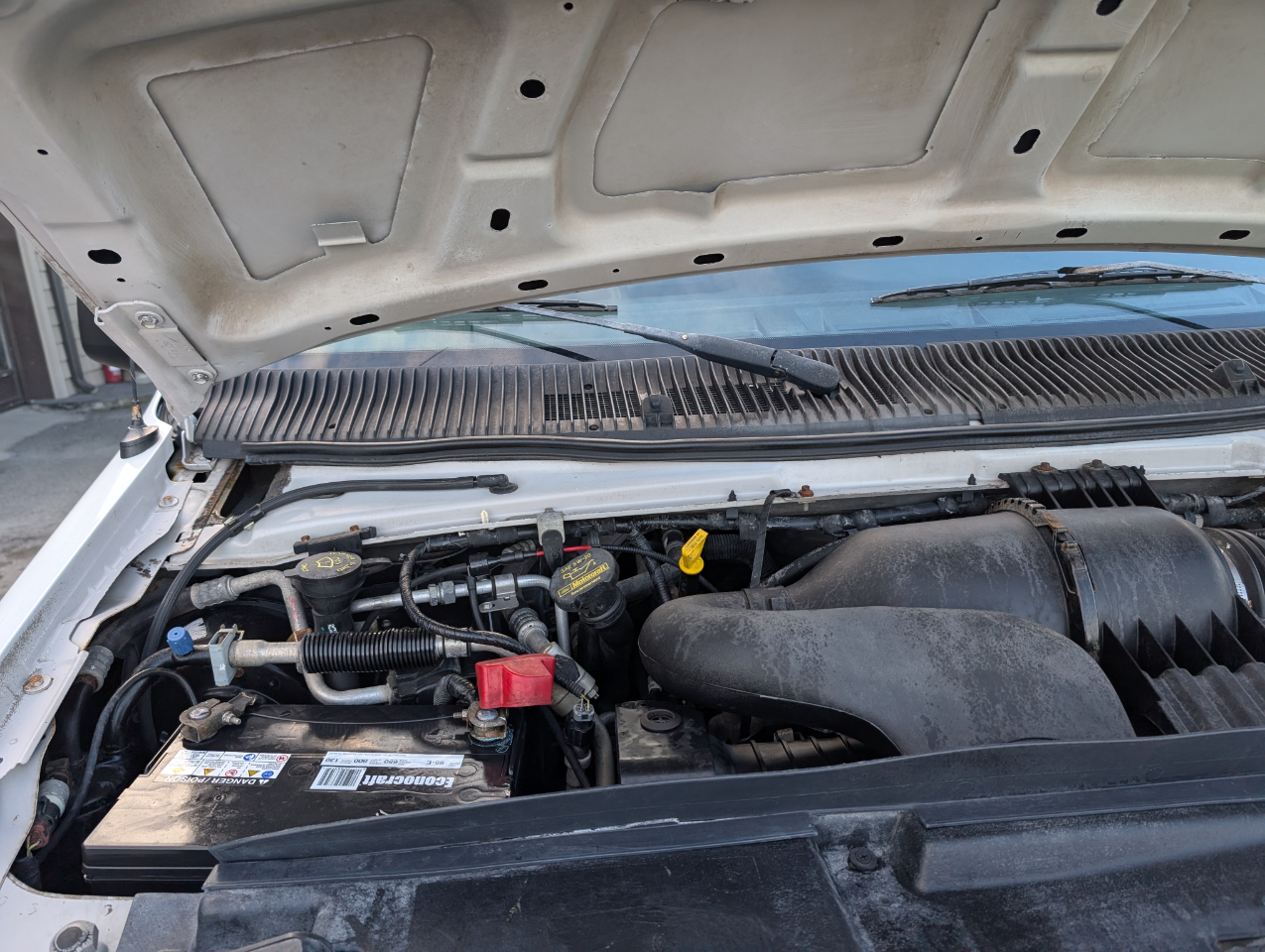 Ford Econoline E-350 XLT Super Duty 2011