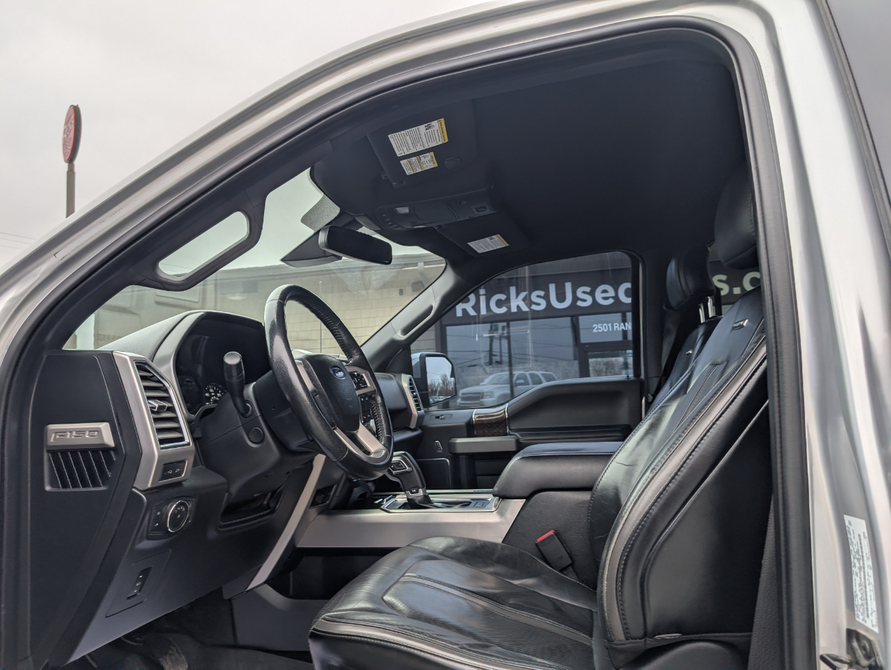 Ford F-150 Platinum SuperCrew 4WD 2015