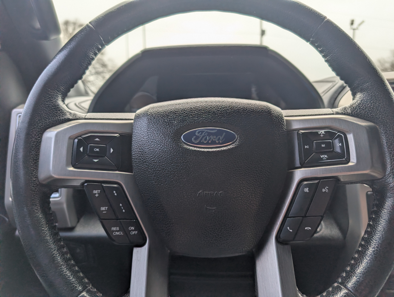 Ford F-150 Platinum SuperCrew 4WD 2015