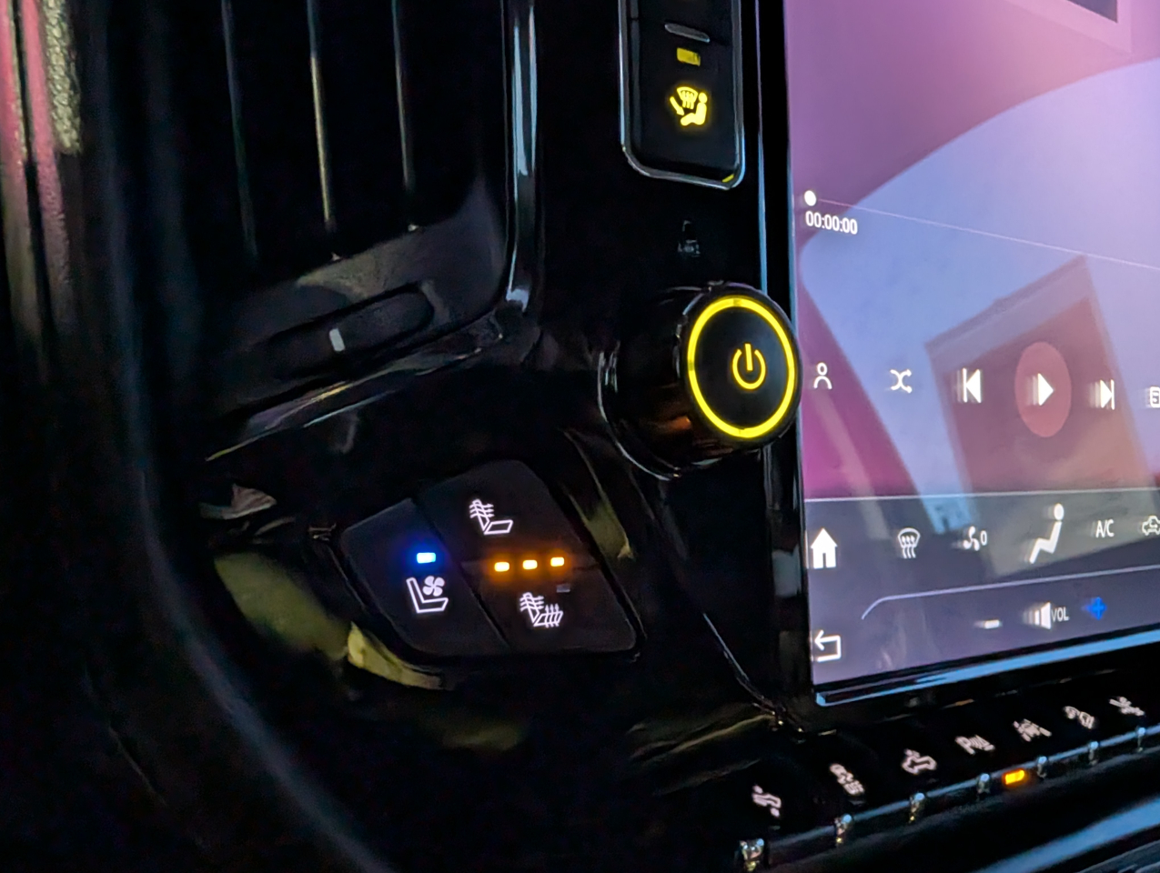 GMC Sierra 1500 Denali Crew Cab 4WD 2016