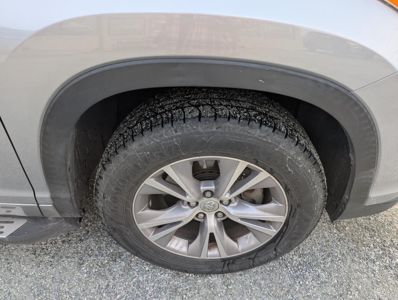 Toyota Highlander XLE 2014