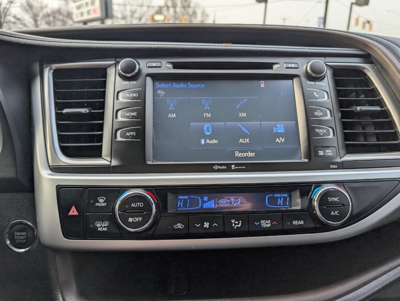 Toyota Highlander XLE 2014