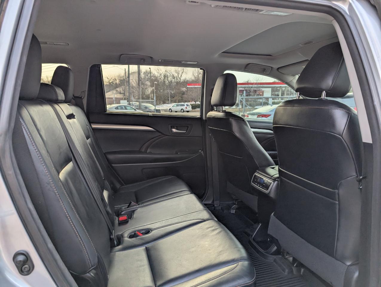 Toyota Highlander XLE 2014