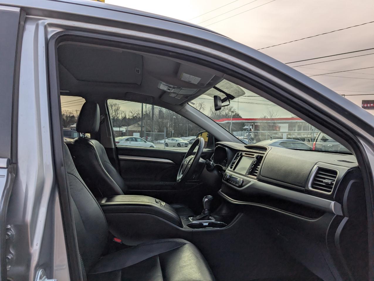 Toyota Highlander XLE 2014