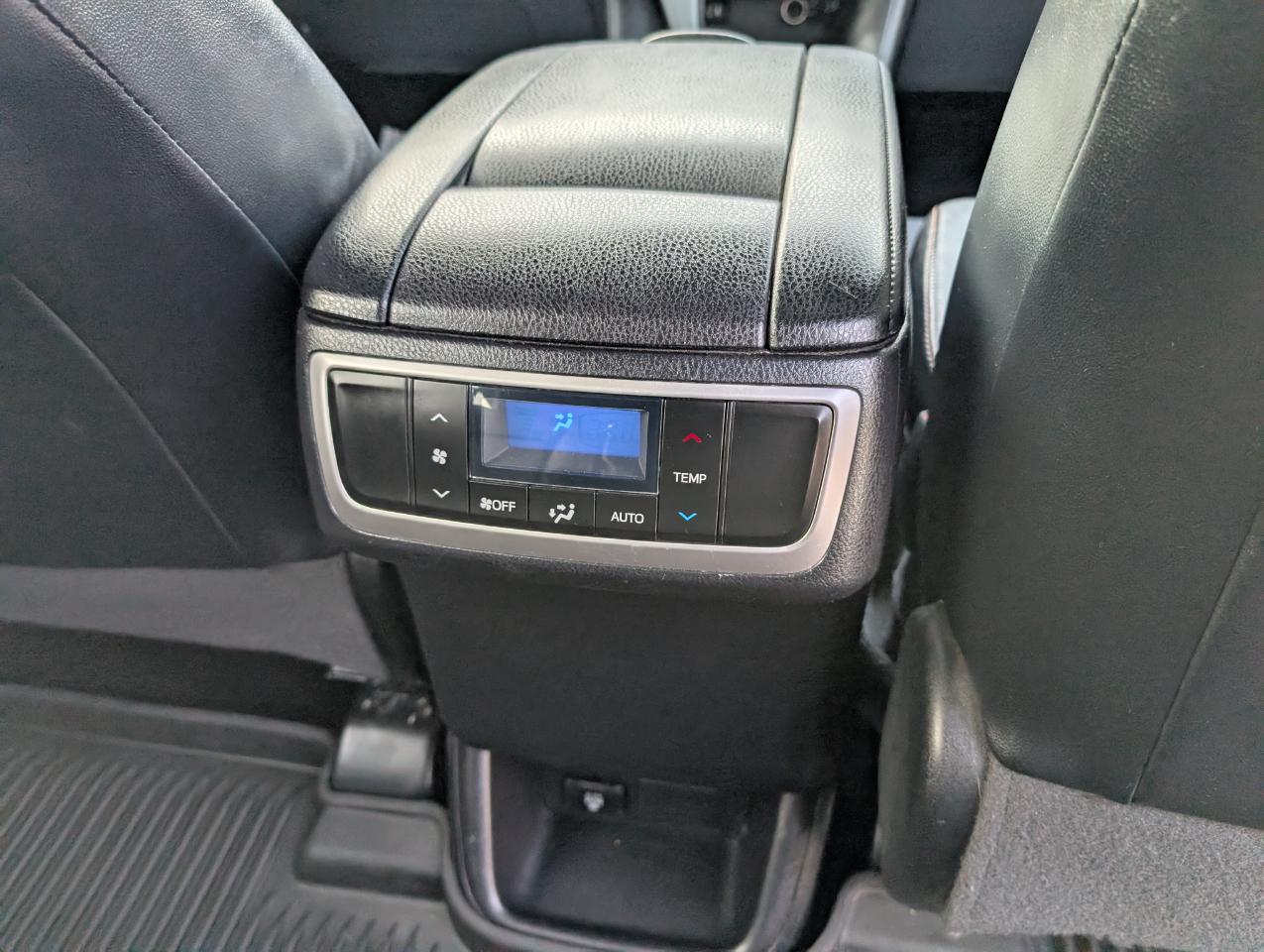 Toyota Highlander XLE 2014