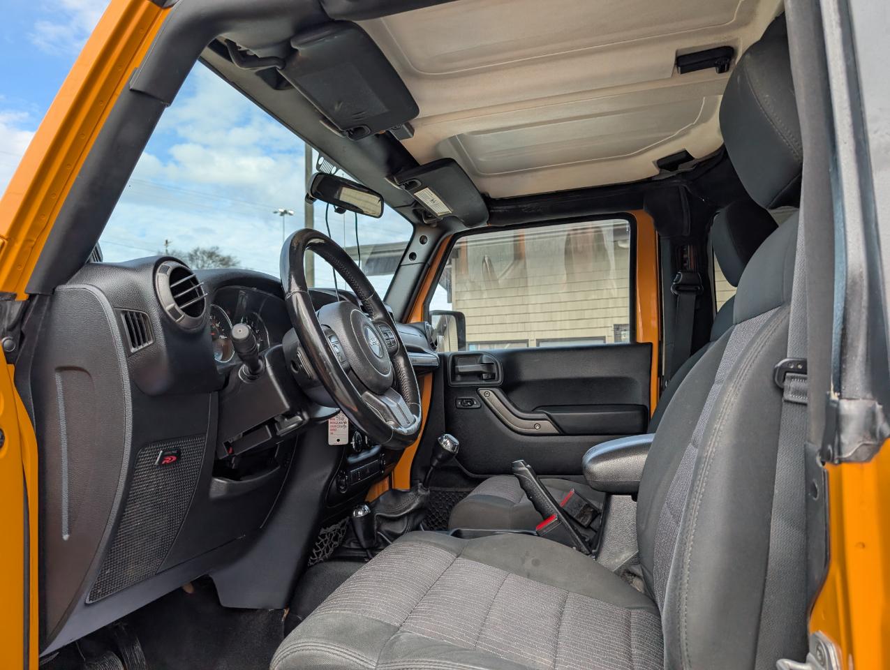 Jeep Wrangler Sport 4WD 2012