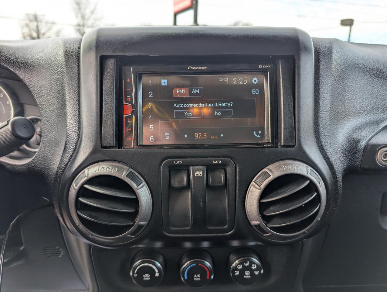 Jeep Wrangler Sport 4WD 2012