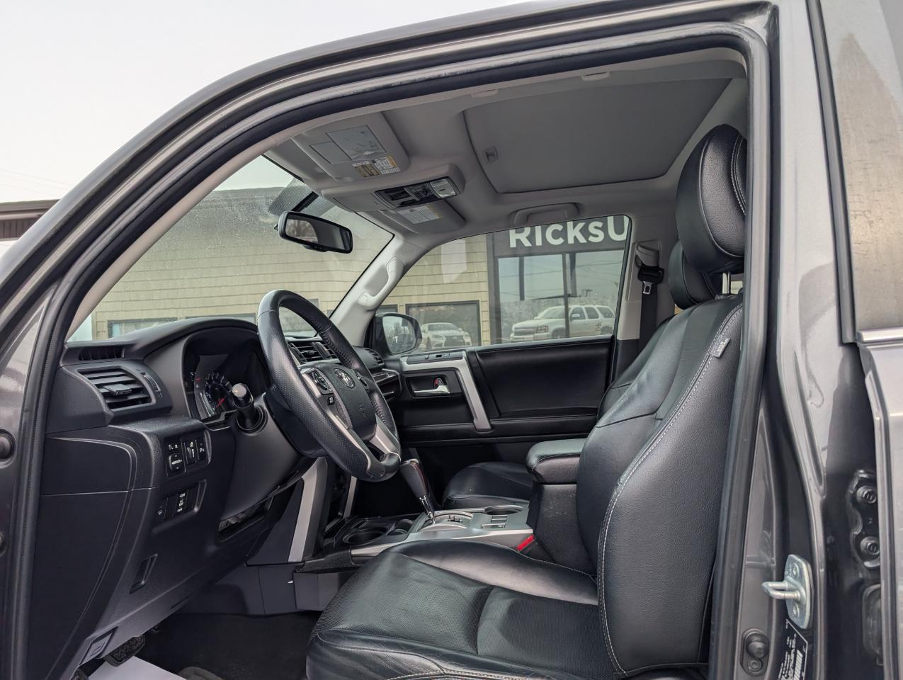 Toyota 4Runner Limited 2016