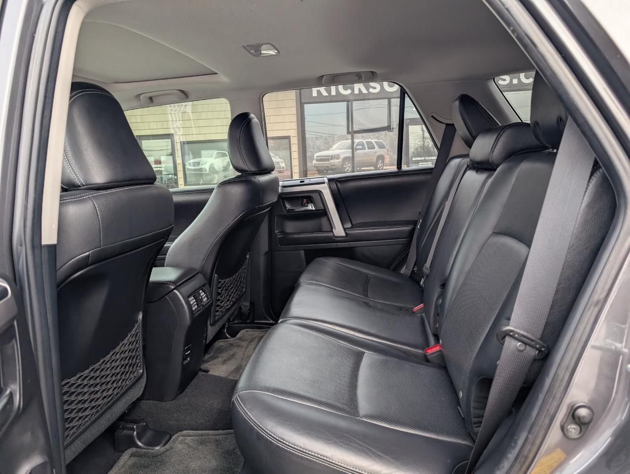 Toyota 4Runner Limited 2016