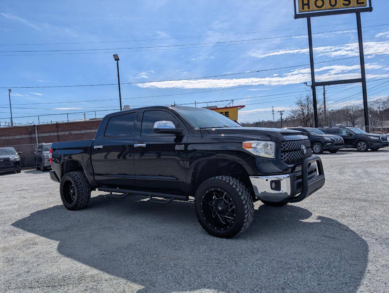 Toyota Tundra  2014