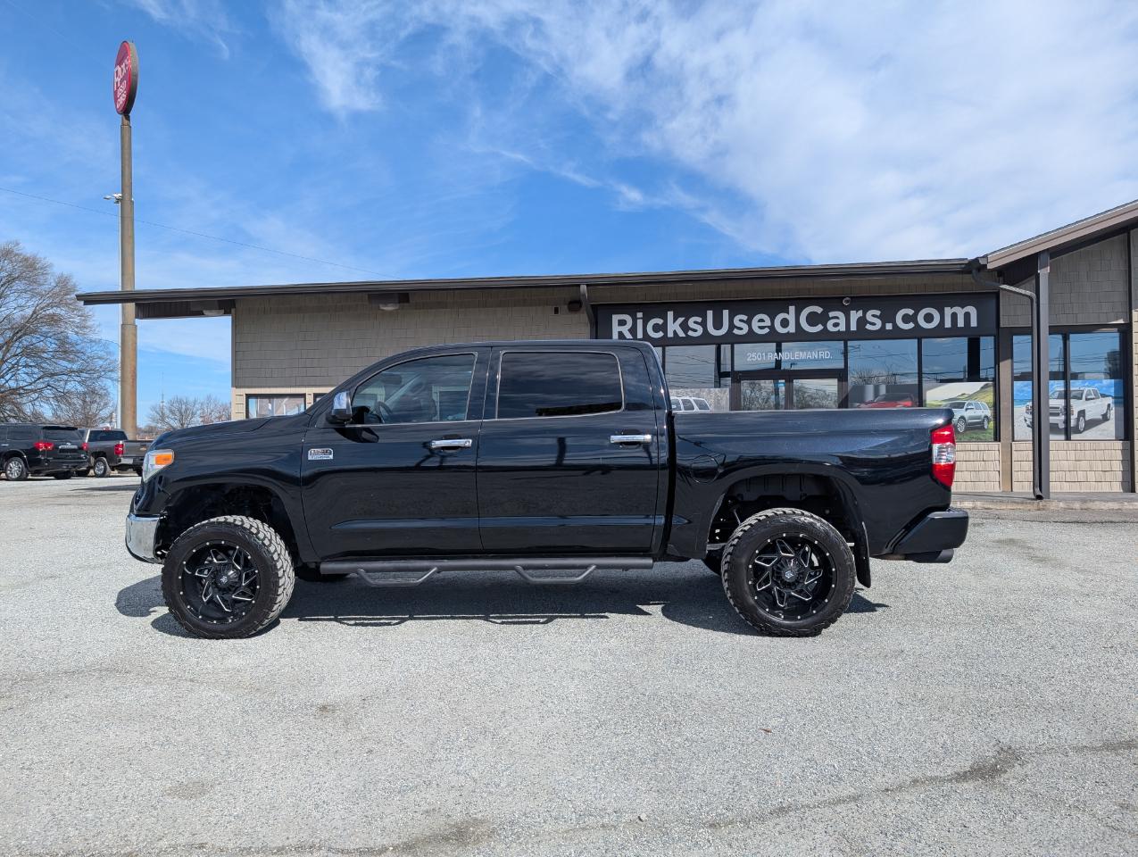Toyota Tundra  2014
