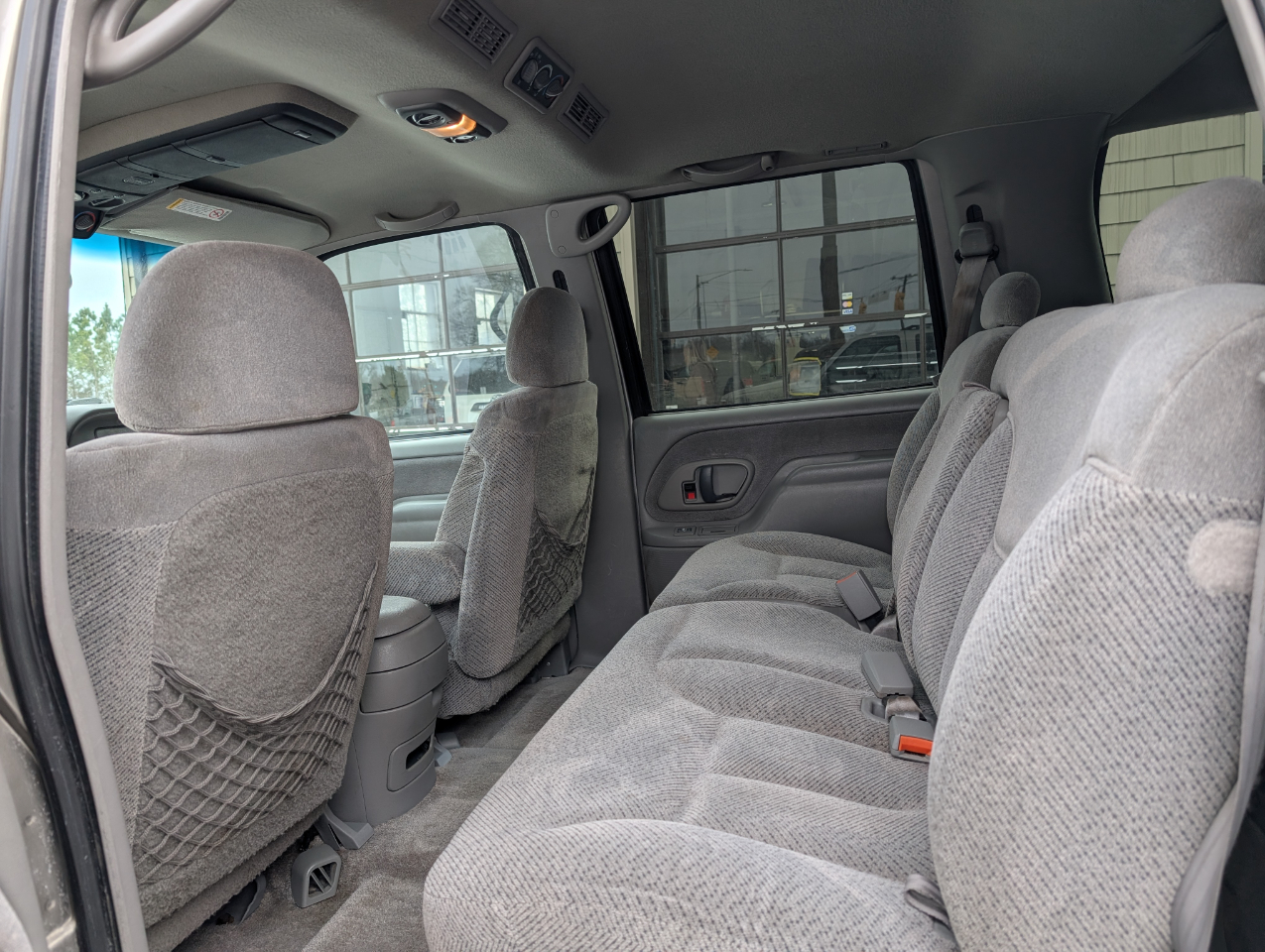 Chevrolet Suburban 1500 4WD 1999