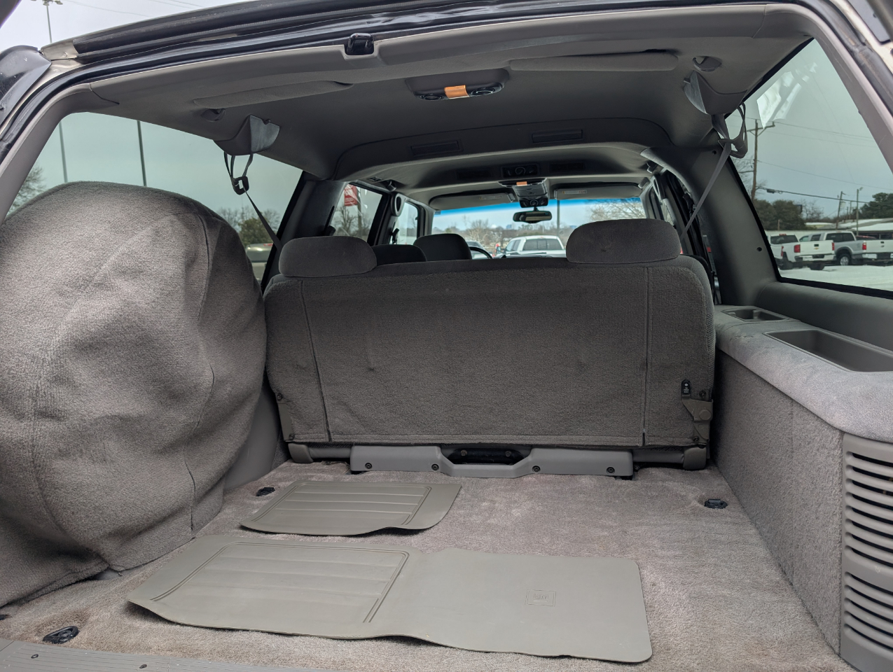 Chevrolet Suburban 1500 4WD 1999