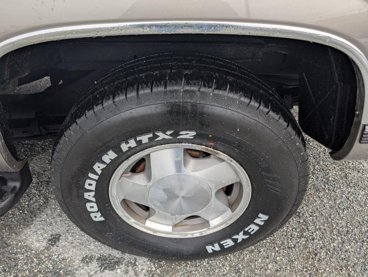 Chevrolet Suburban 1500 4WD 1999