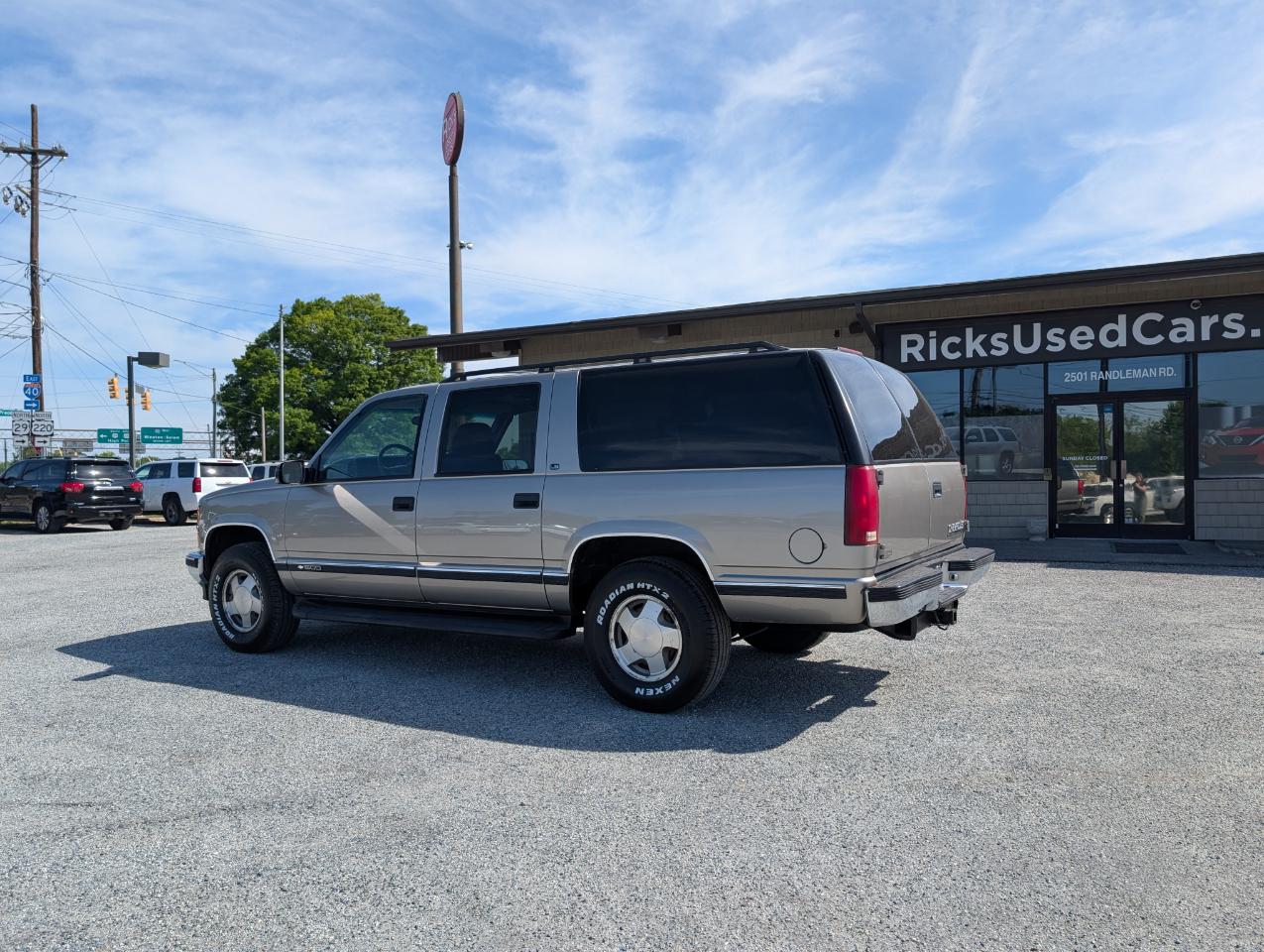 Chevrolet Suburban 1500 4WD 1999