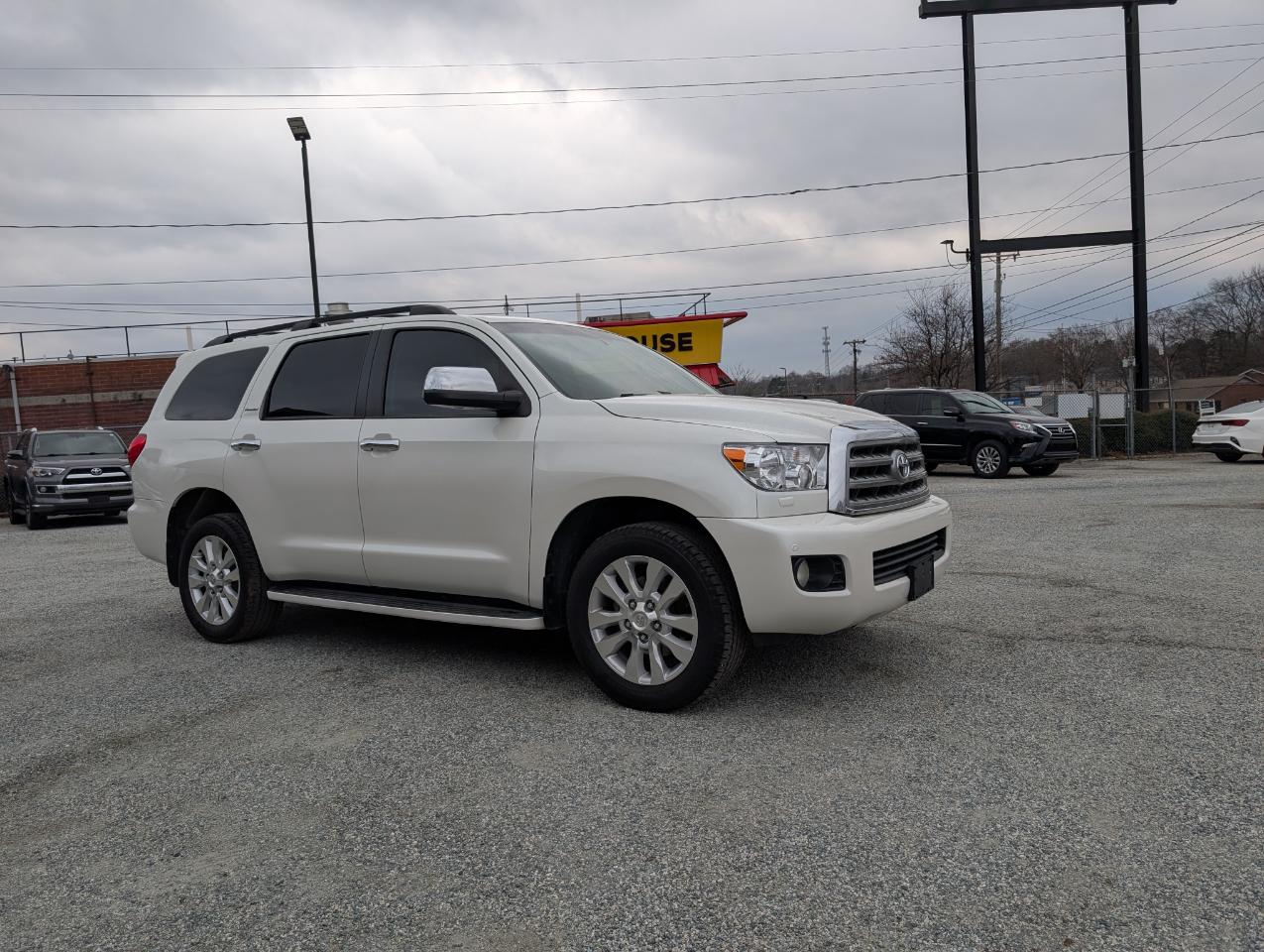 Toyota Sequoia Platinum 2011