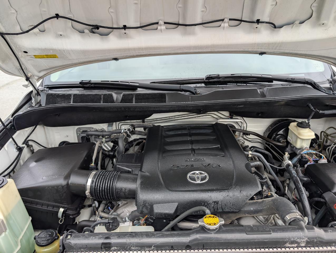 Toyota Sequoia Platinum 2011