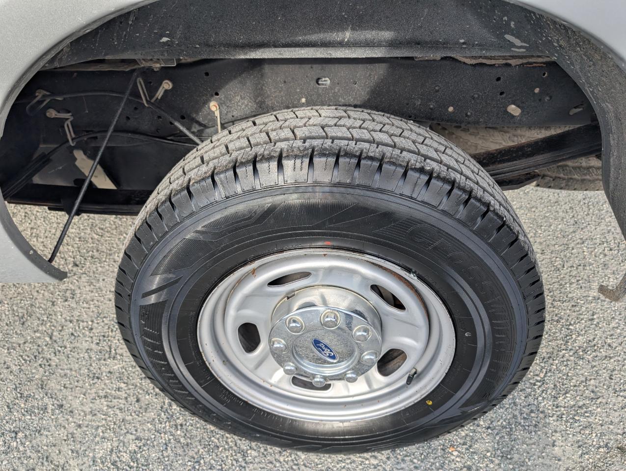 Ford Super Duty F-250 SRW  2010