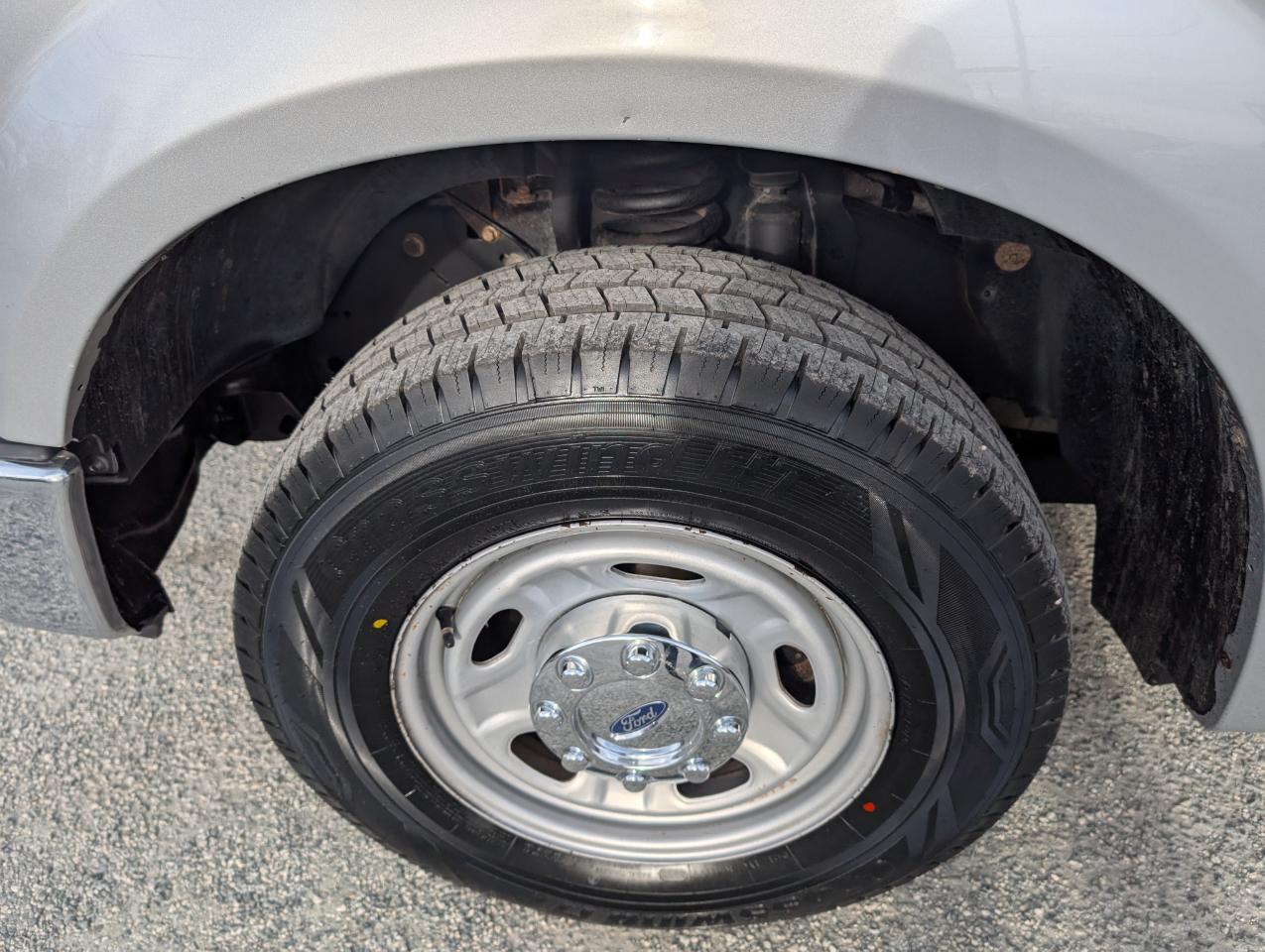 Ford Super Duty F-250 SRW  2010