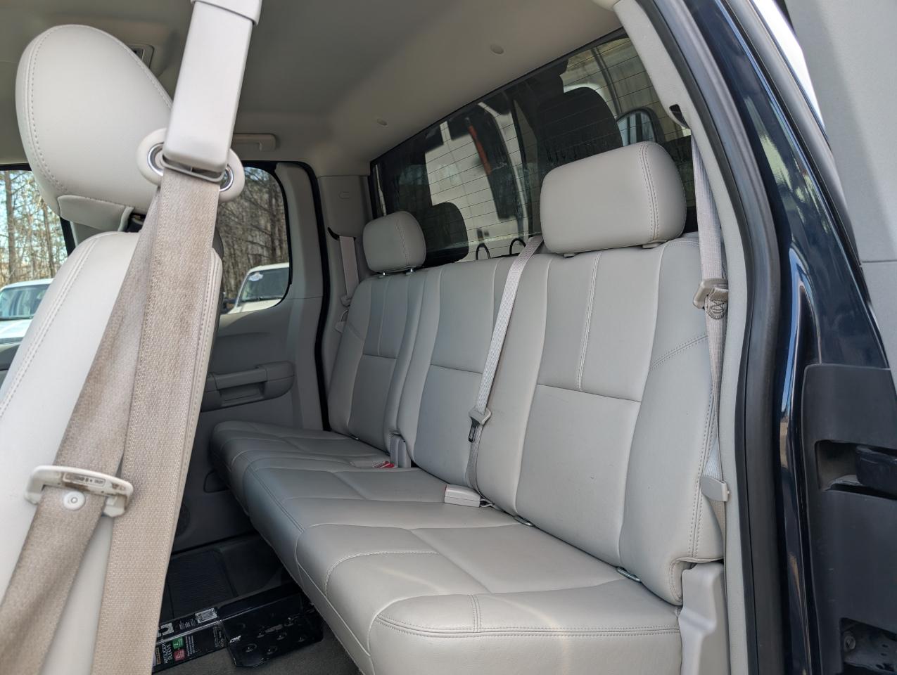 GMC Sierra 3500HD  2010