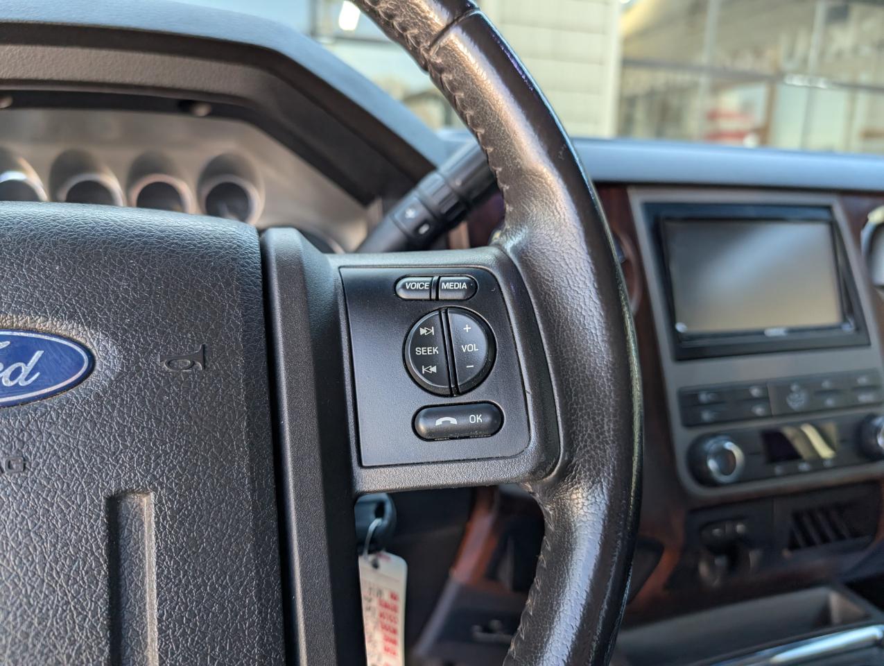 Ford Super Duty F-350 DRW  2012