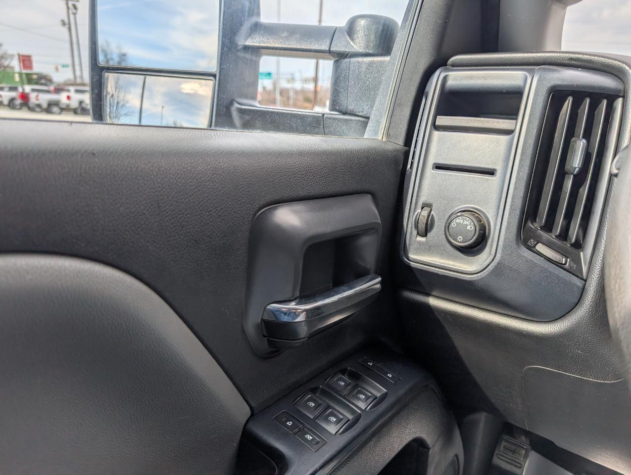 Chevrolet Silverado 2500HD Work Truck Double Cab 4WD 2016