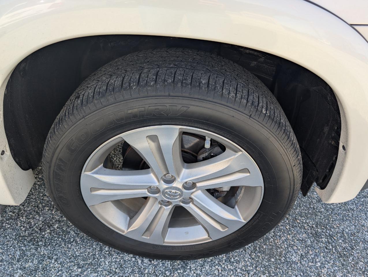 Toyota Highlander Limited 2013