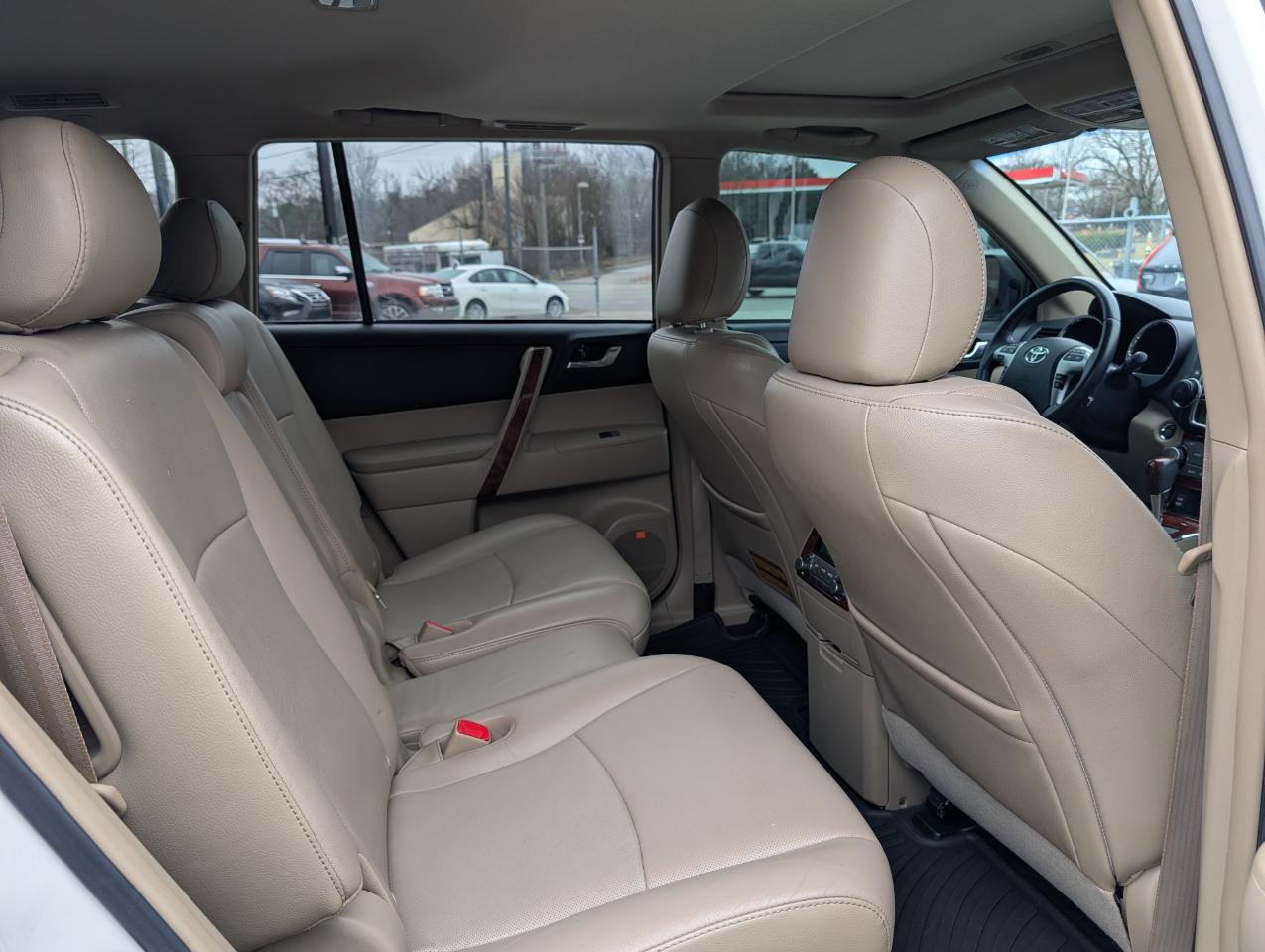 Toyota Highlander Limited 2013