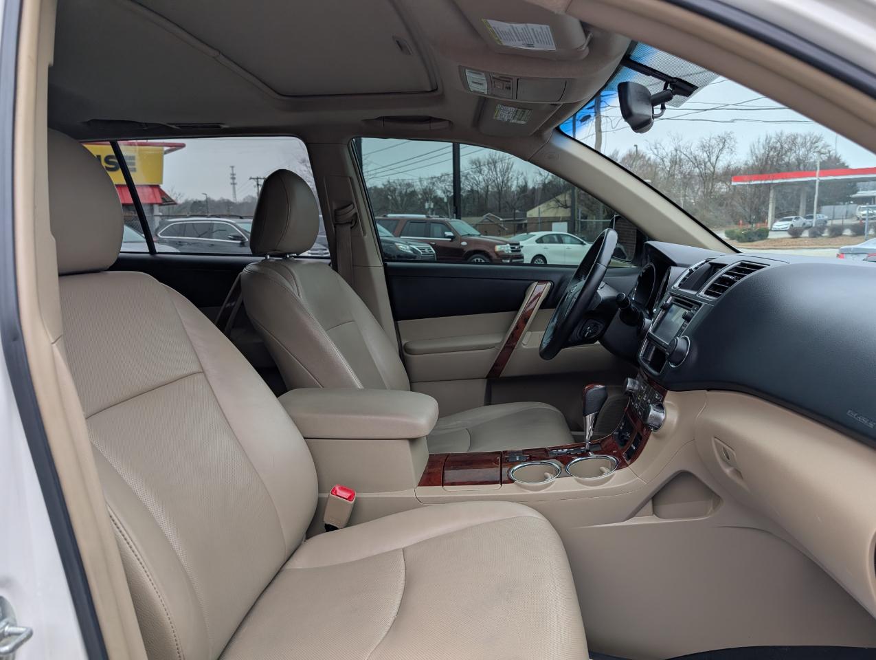 Toyota Highlander Limited 2013