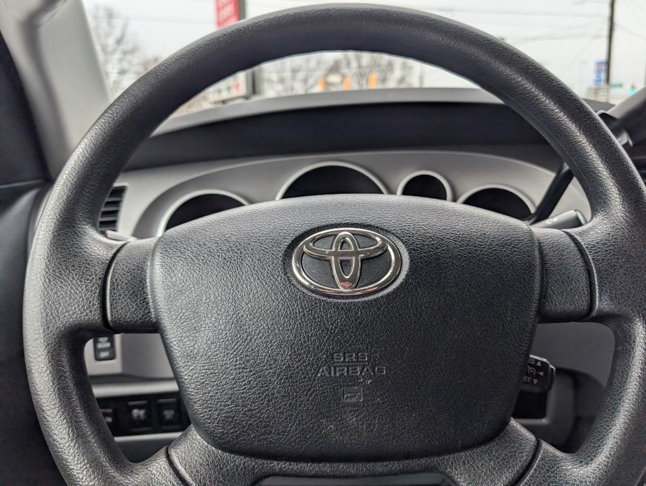 Toyota Tundra  2012
