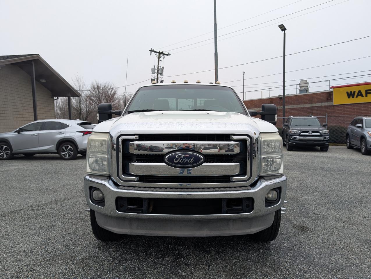 Ford Super Duty F-350 DRW  2012