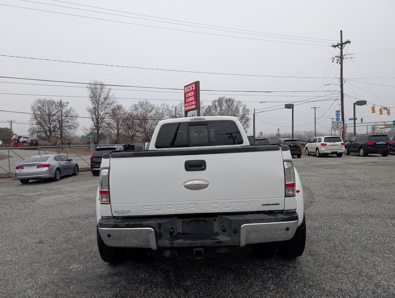 Ford Super Duty F-350 DRW  2012