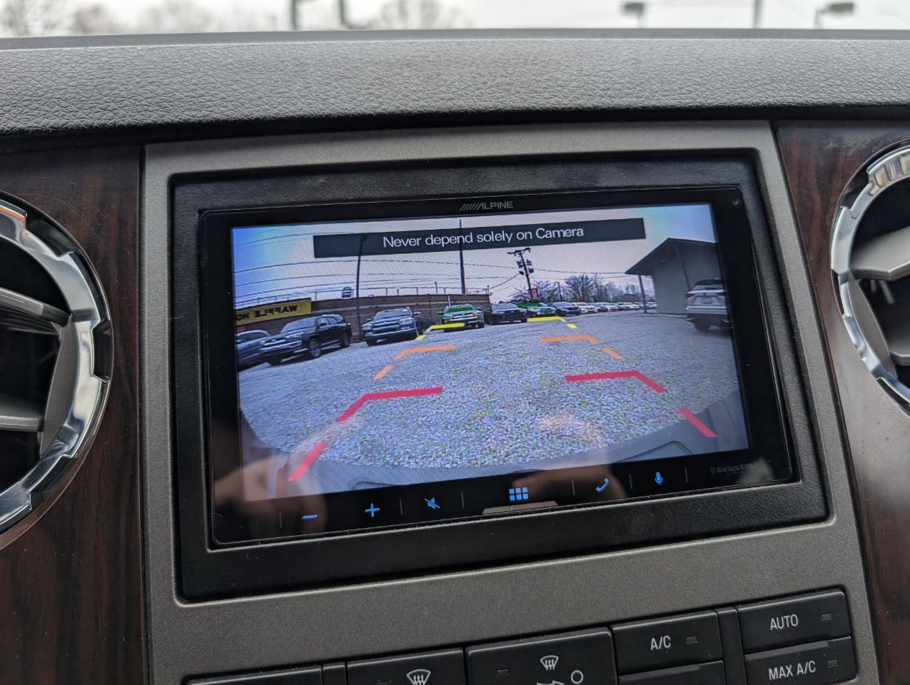 Ford Super Duty F-350 DRW  2012