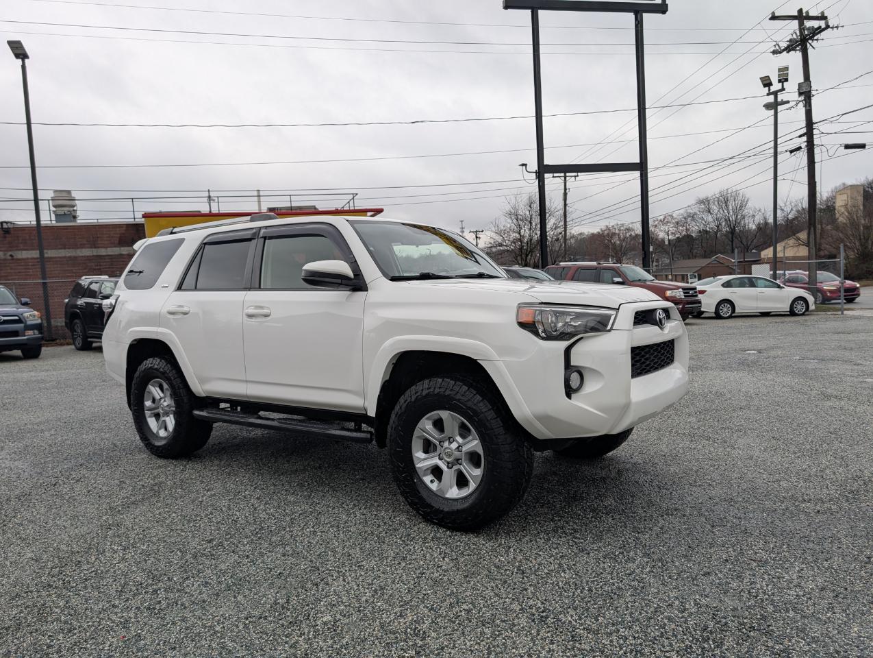 Toyota 4Runner SR5 4WD 2019