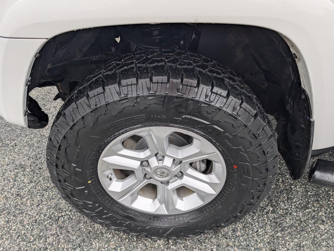 Toyota 4Runner SR5 4WD 2019