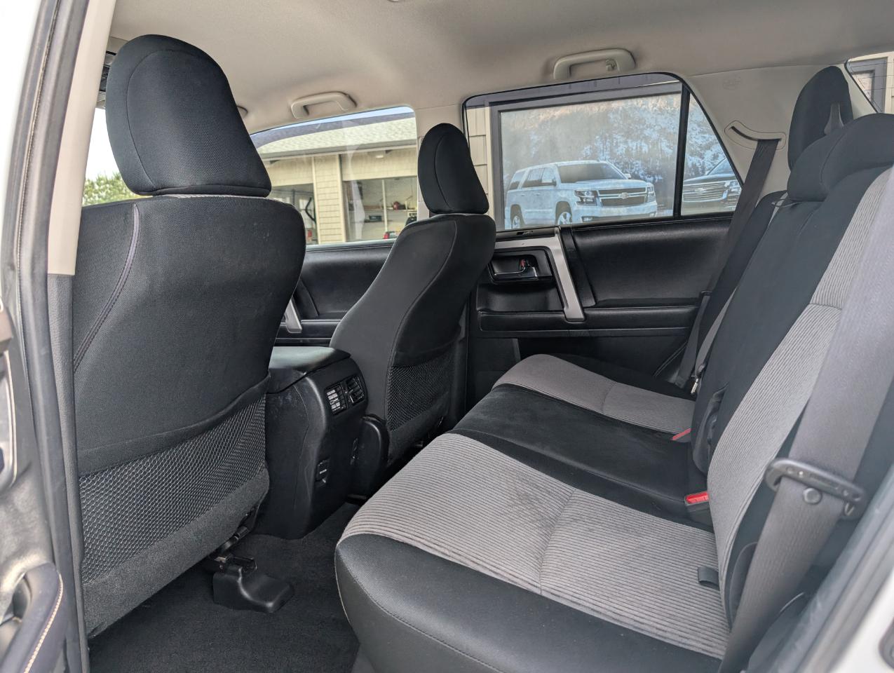 Toyota 4Runner SR5 4WD 2019