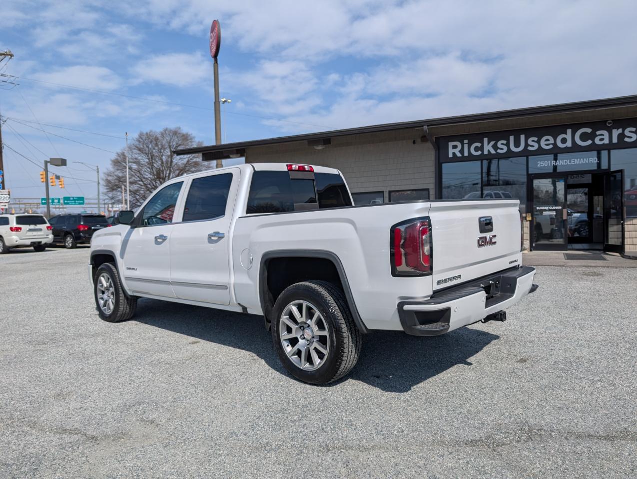 GMC Sierra 1500 Denali Crew Cab 4WD 2018