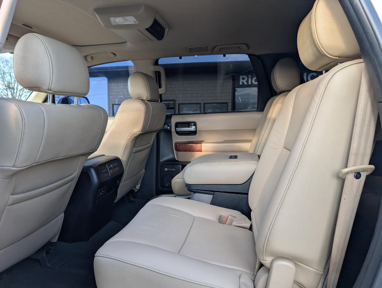Toyota Sequoia Platinum 4WD 2019