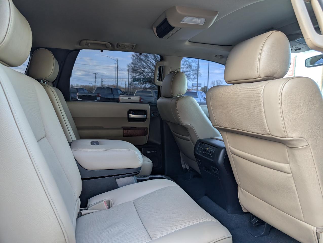Toyota Sequoia Platinum 4WD 2019