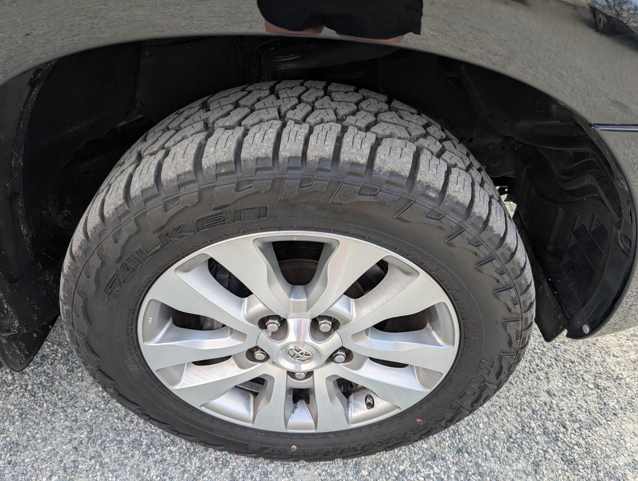 Toyota Sequoia Limited 2012