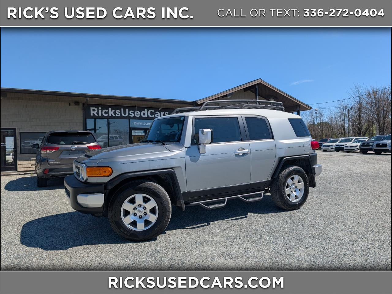 Toyota FJ Cruiser  2010