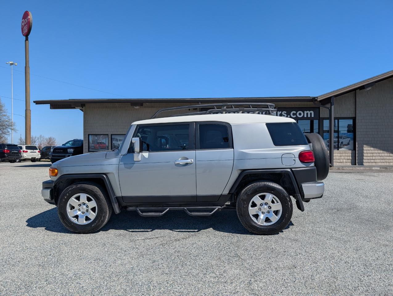 Toyota FJ Cruiser  2010